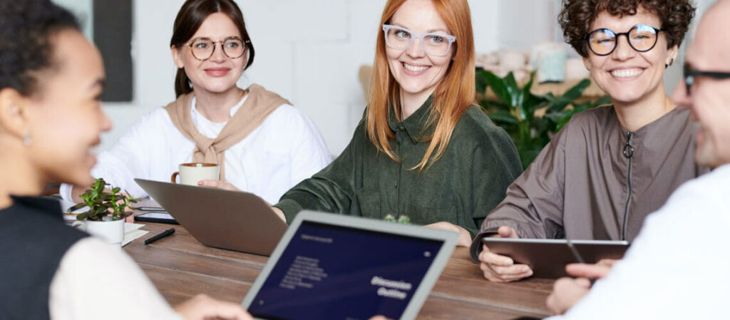 About us 01 free img 1024x449